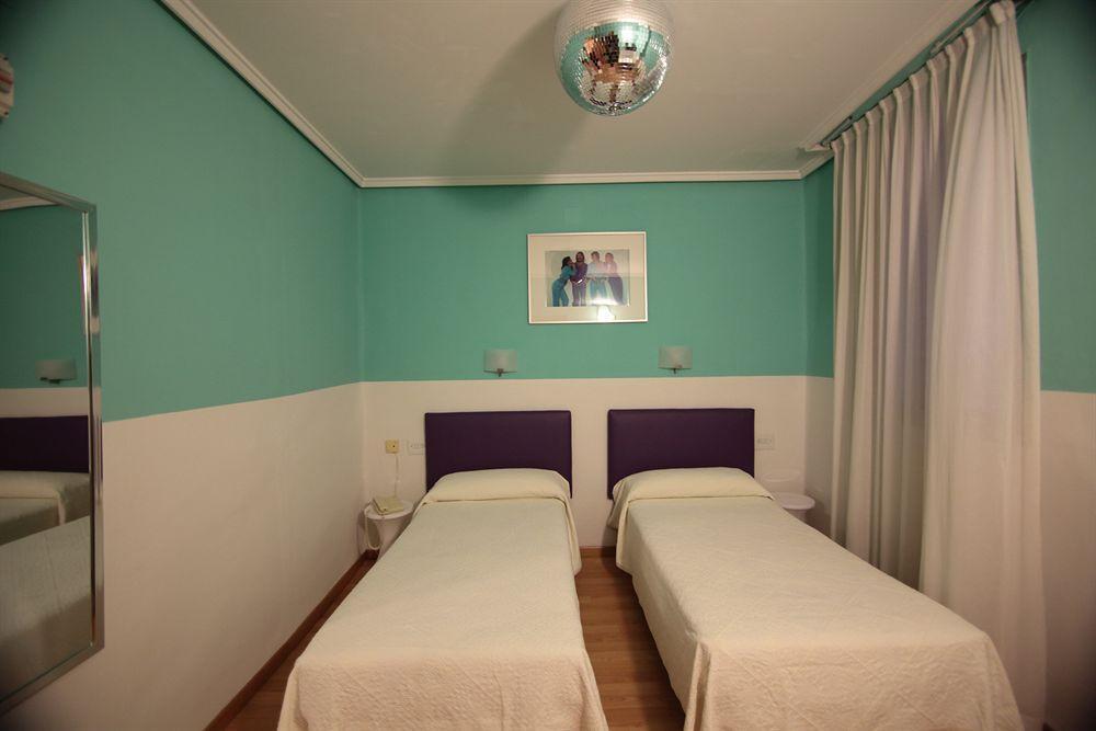 De La Musica Hotel 2*