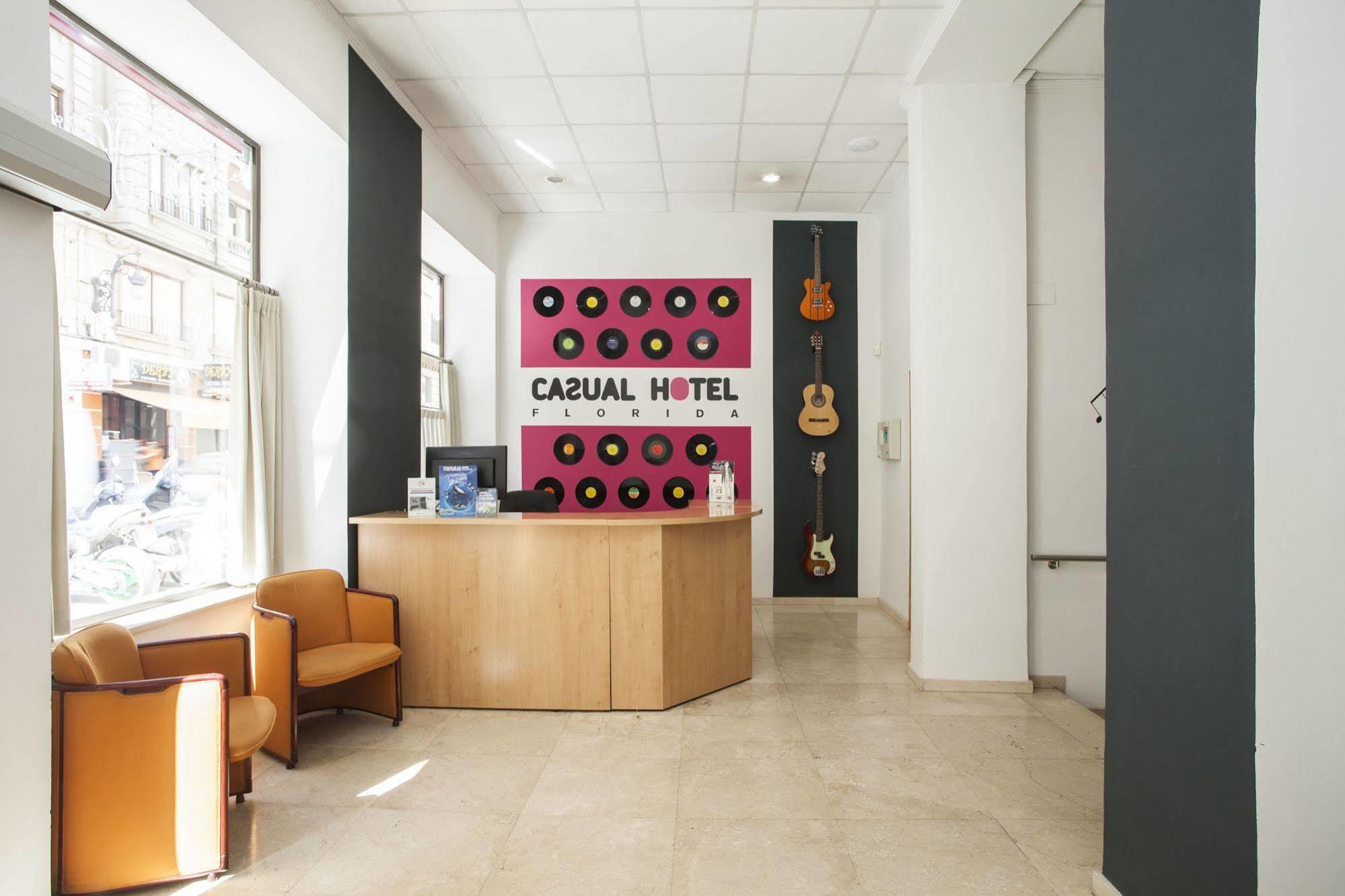 De La Musica Hotel 2*